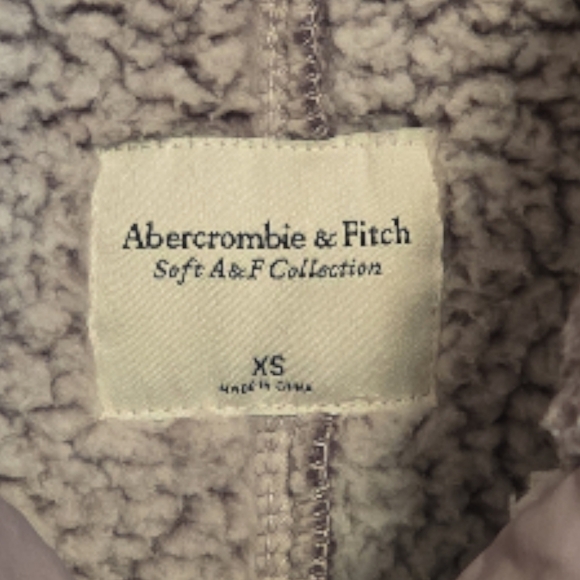Abercrombie & Fitch Oversized 3/4 Zipper Gray Sherpa Pullover Jacket Size XS - Picture 3 of 3